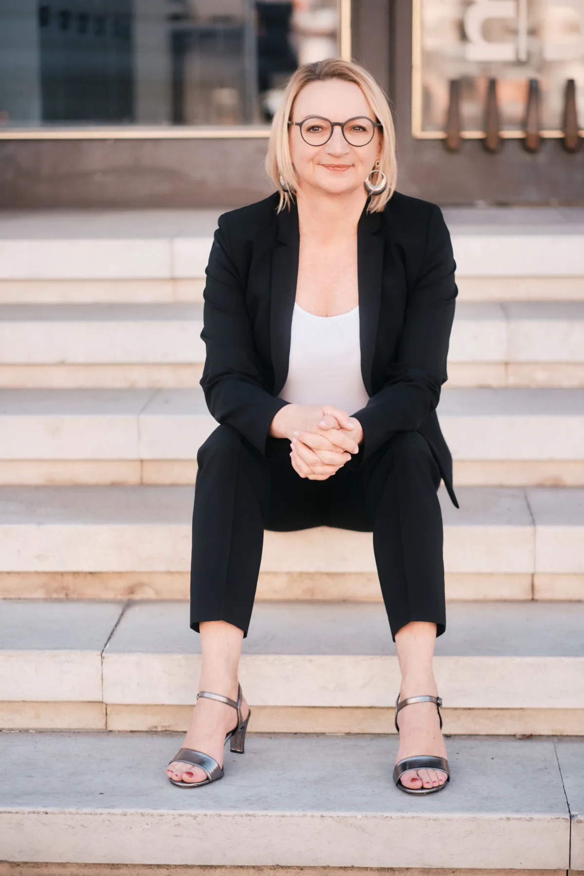 Gerlinde Oberndorfer on the steps